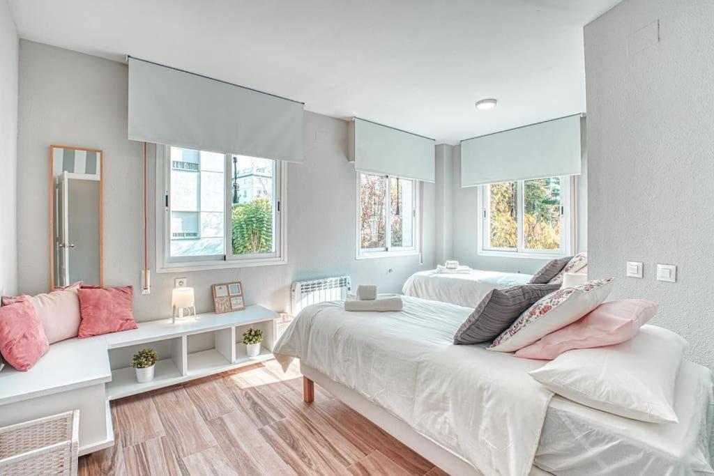 Apartamento New Folch Sevilla B Экстерьер фото